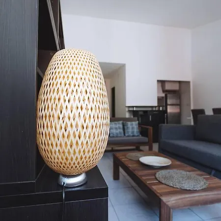 Apartment At St Georges With A Cute Patio *